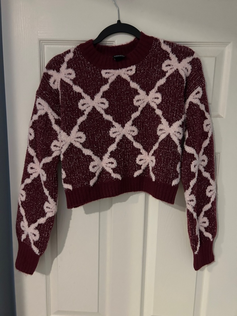 Derek Heart Burgundy Crewneck Sweater pink Bow Pattern crop Barbie cute sexy